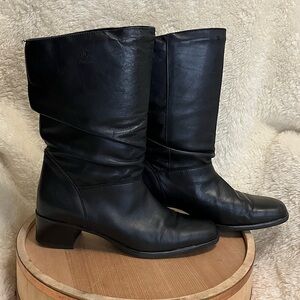 Blondo Leather Calf High Leather Pull on Slouch Boots Size 9.5 2A (Narrow)